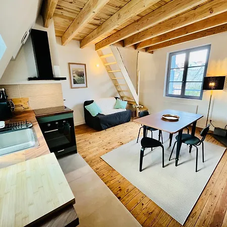 Le Numero Douze, Charme En Ville Apartment