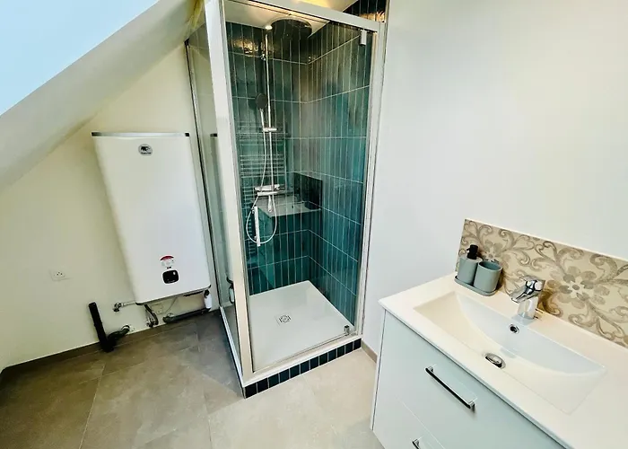 Centre-ville, Cathedrale, Cosy, Duplex, Le Numero 12 Apartment *